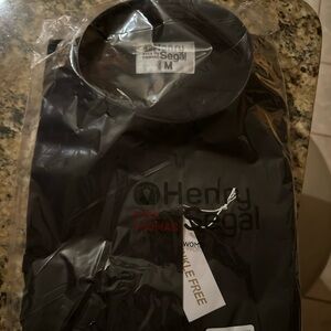 new Kyle Thomas by Henry Seagal women’s size med button up band collar shirt